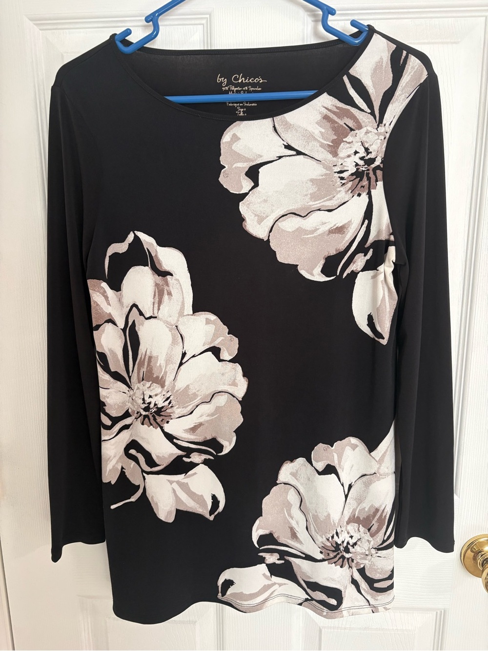 Chico's Black Long-Sleeve Floral Print Tee